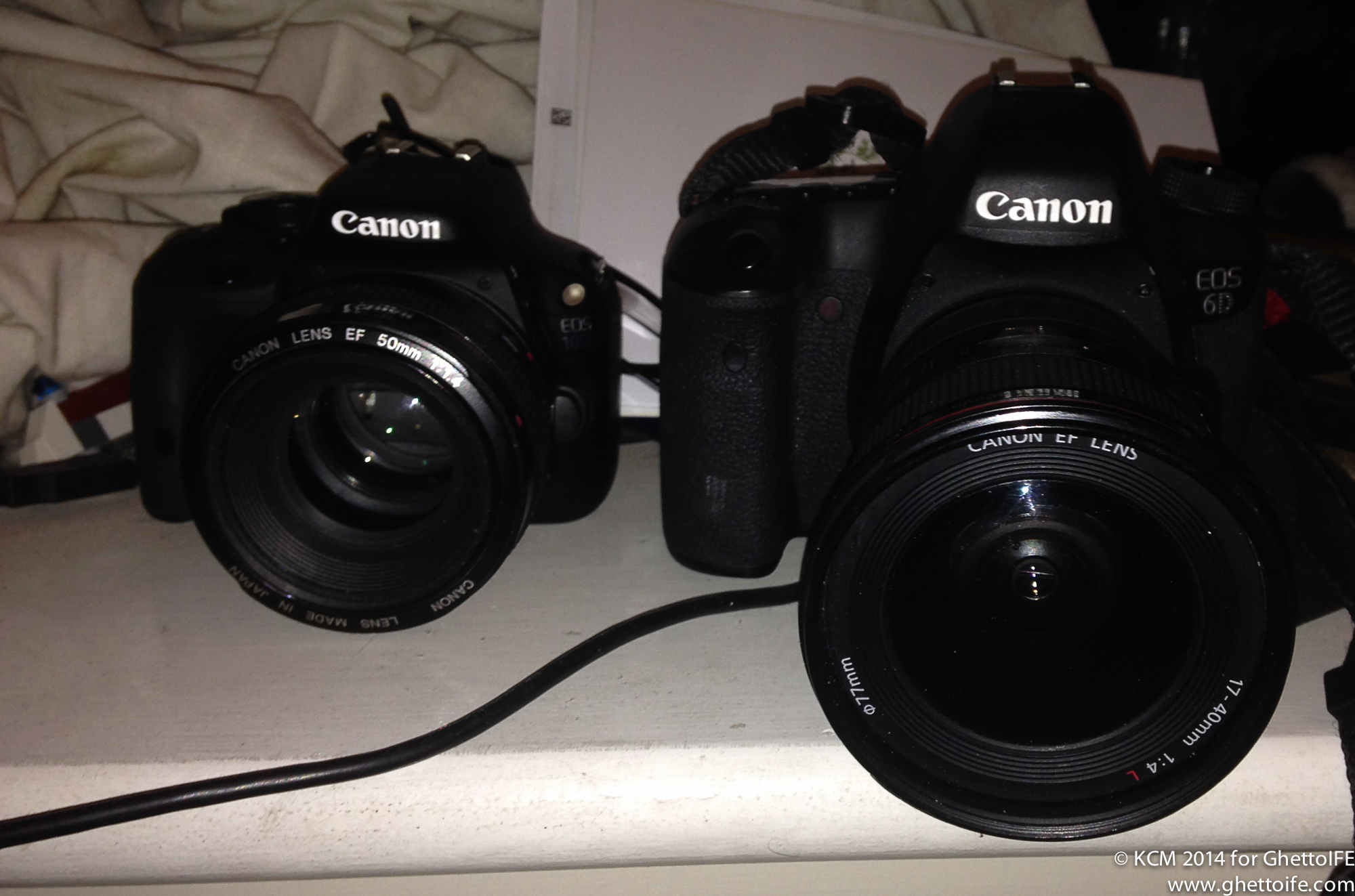 Canon 100D - The sized - Economy Class & Beyond