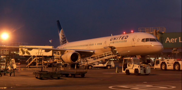 United Airlines Boeing 757-200WL - Image, Economy Class and Beyond