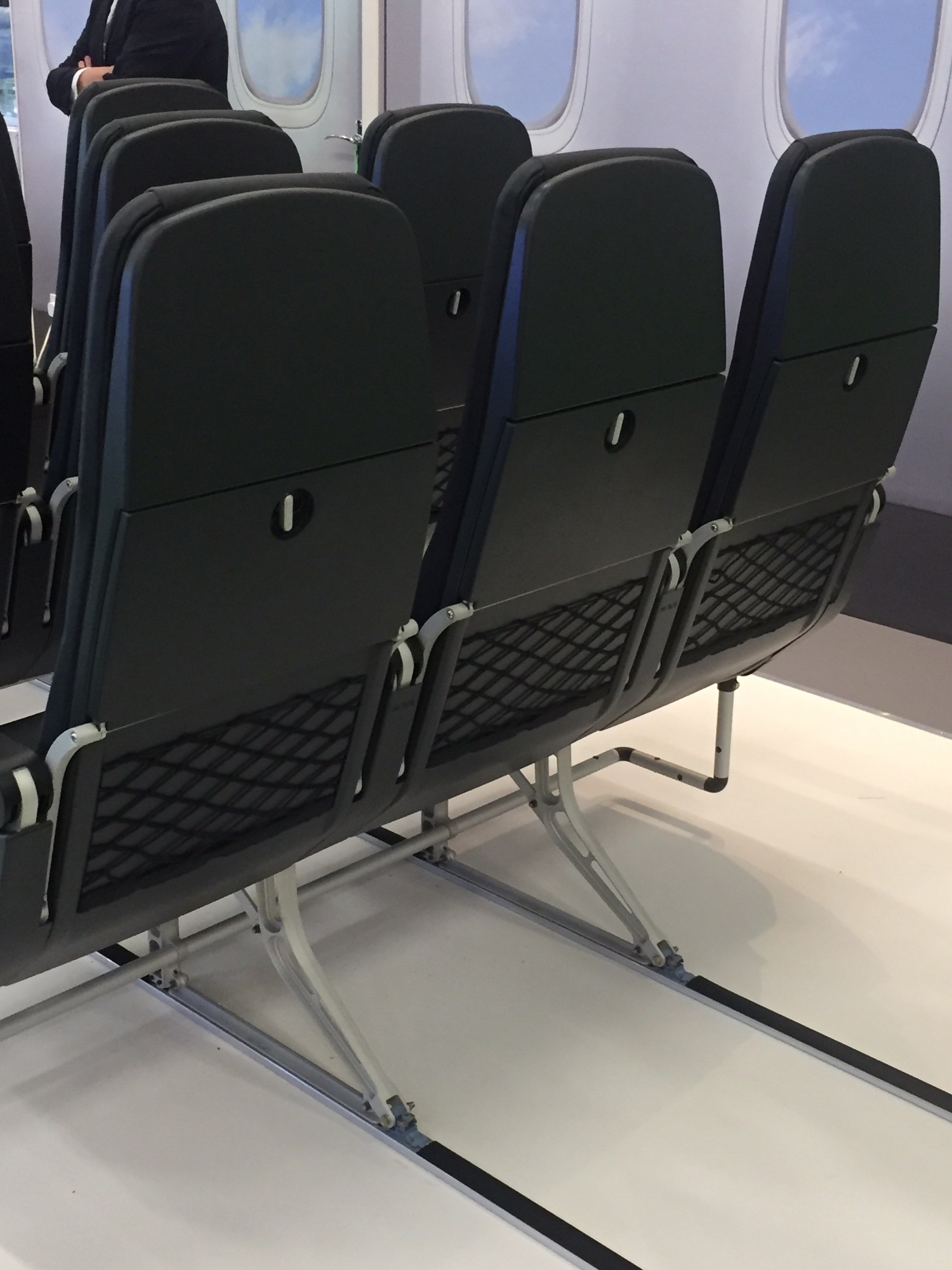 Air Asia chooses new slimline seats from Mirus Aircraft Seating Economy Class & Beyond