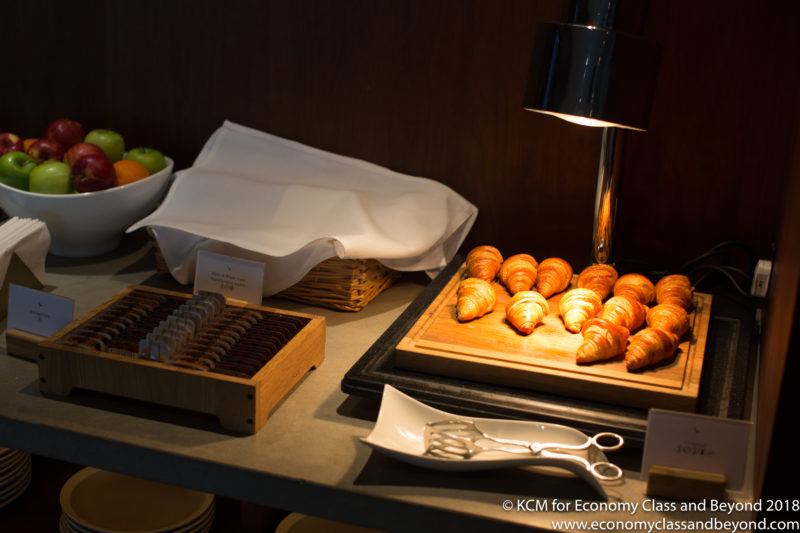 Cathay Pacific Lounge LHR 