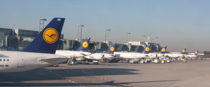 Lufthansa Frankfurt tails