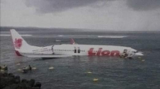 a plane crashed in the water