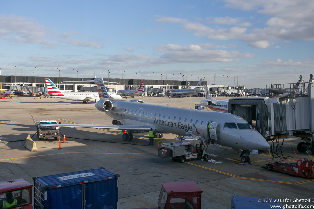 Airplane Art - American Eagle Bombardier CRJ-700 - Economy Class & Beyond