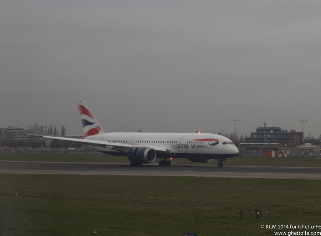  British Airways Boeing 787-8 landing at London Heathrow - Image, Economy Class and Beyond (Also to serve Pittsburgh)