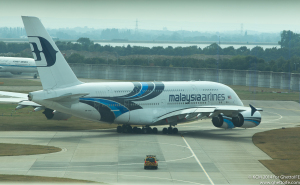 Malaysia Airlines Airbus A380 at London Heathrow - Image GhettoIFE