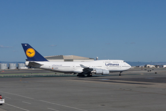 Lufthansa Boeing 747-400, Image Ghettoife