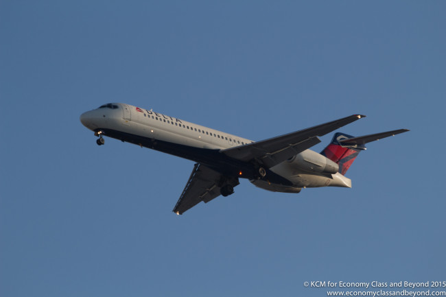 Delta Air Lines McDonnell Douglas MD-88, Image - Economy Class and Beyond