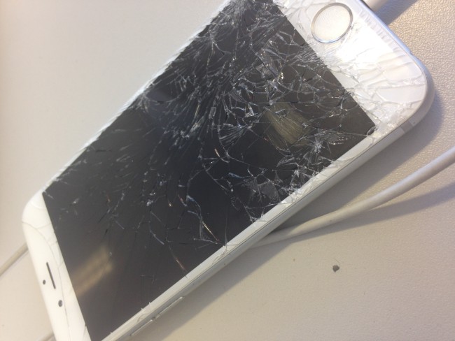 Cracked iPhone 6 repair