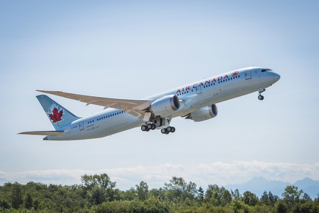 Air Canada-Welcomes First Boeing 787-9 Dreamliner to its fleet