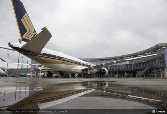 Singapore Airlines Airbus A350 at the Airbus delivery centre, Touluse - Image, Airbus