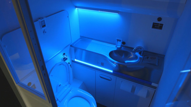 Boeing Clean Lavatory - Image (c) The Boeing Company