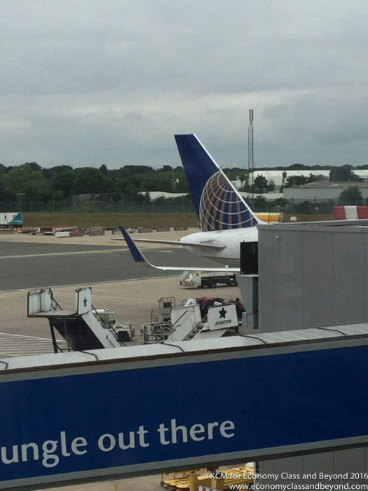 United Airlines Boeing 757 tail