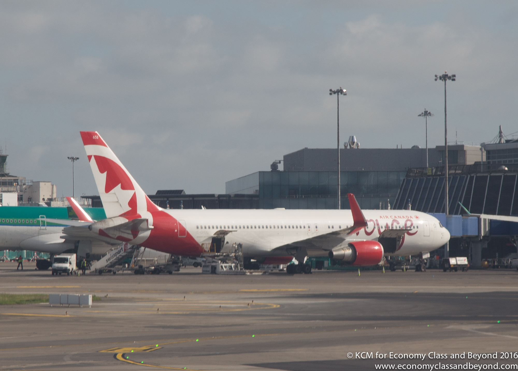 Air Canada Rouge Boeing 767 300er Image Economy Class And