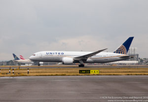 United Airlines Boeing 787 Dreamliner departing Heathrow - Image, Economy Class and Beyond