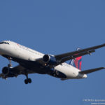Delta Airbus A320 arriving at Chicago O'Hare - Image, Economy Class and Beyond