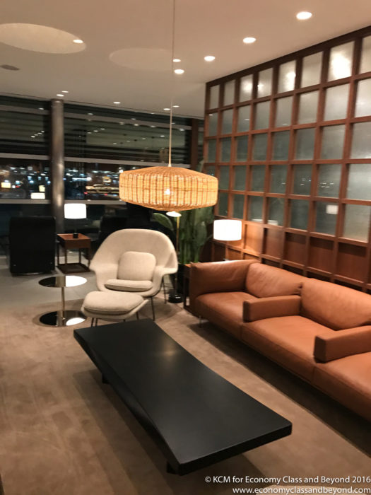 Cathay Pacific Lounge img_0190