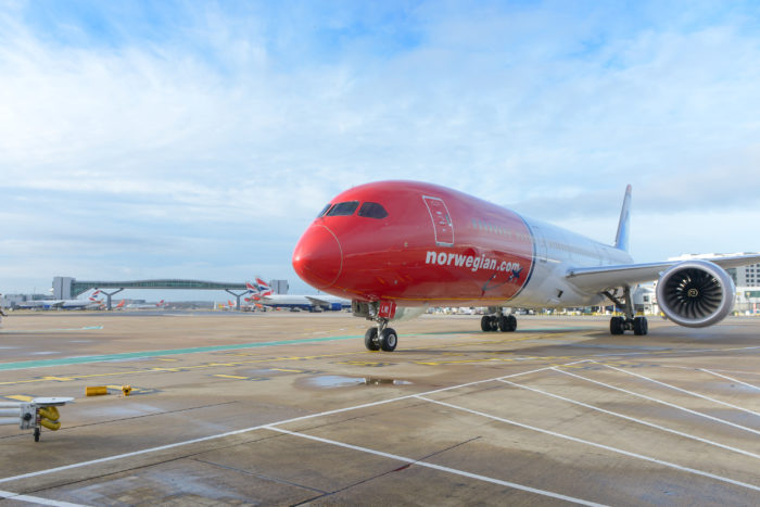 Norwegian Air Shuttle Boeing 787 arriving onto stand at London Gatwick, Image - Norwegian Air Shuttle //CC3.0.