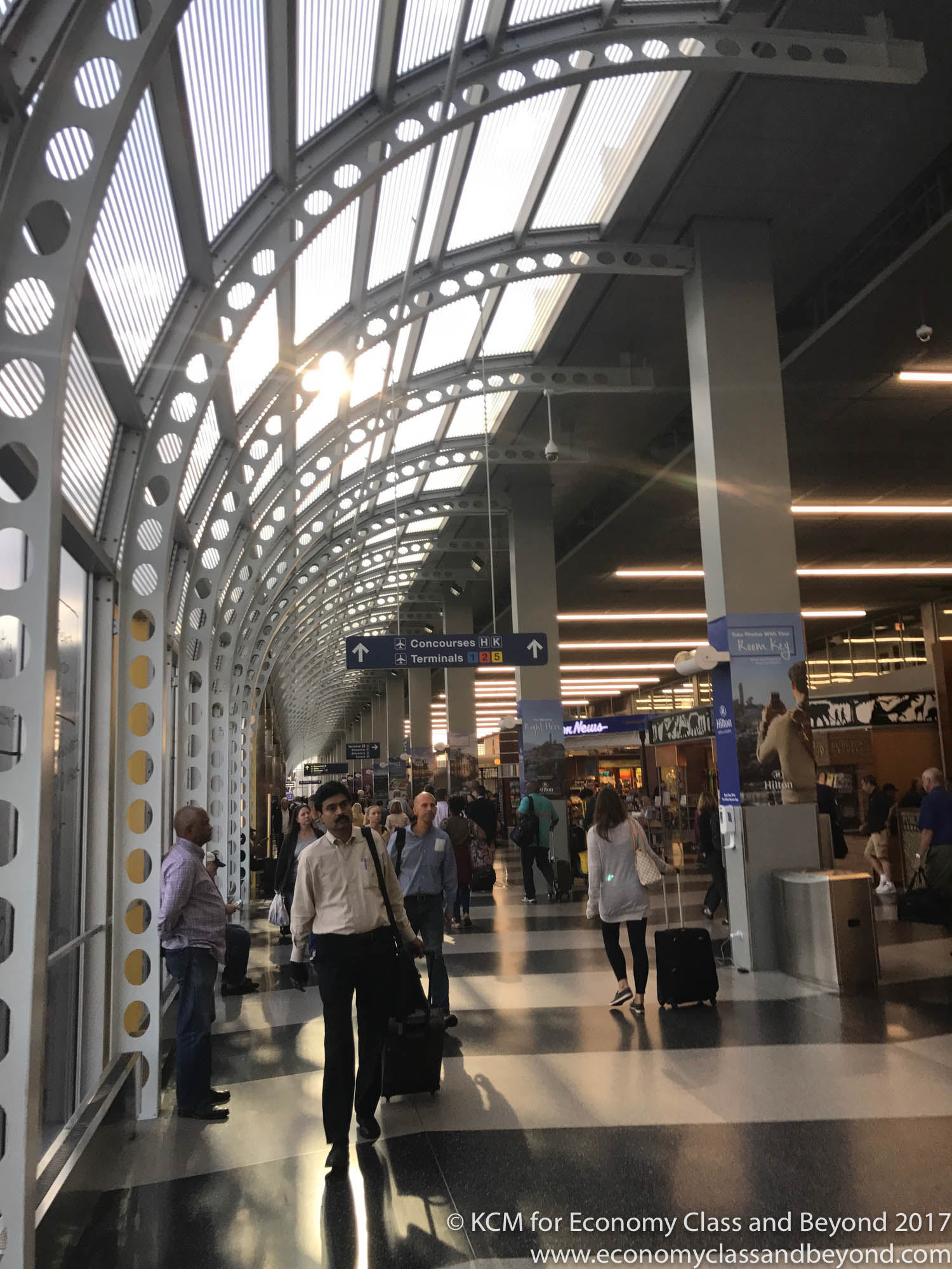 A Celebratory trip to Chicago - Back to O'Hare and the Flagship Lounge ...