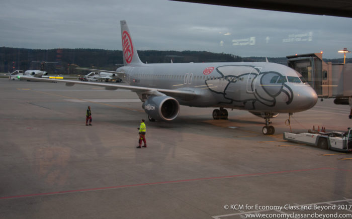 Niki Airbus A320 (old colours, Shot 2012), Image - Economy Class and Beyond