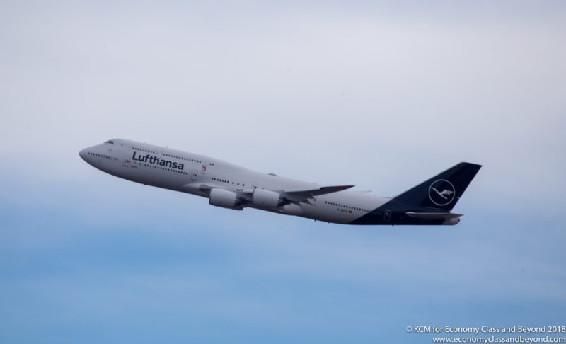 Lufthansa Boeing 747-8i climbing out of Chicago - Image, Economy Class and Beyond