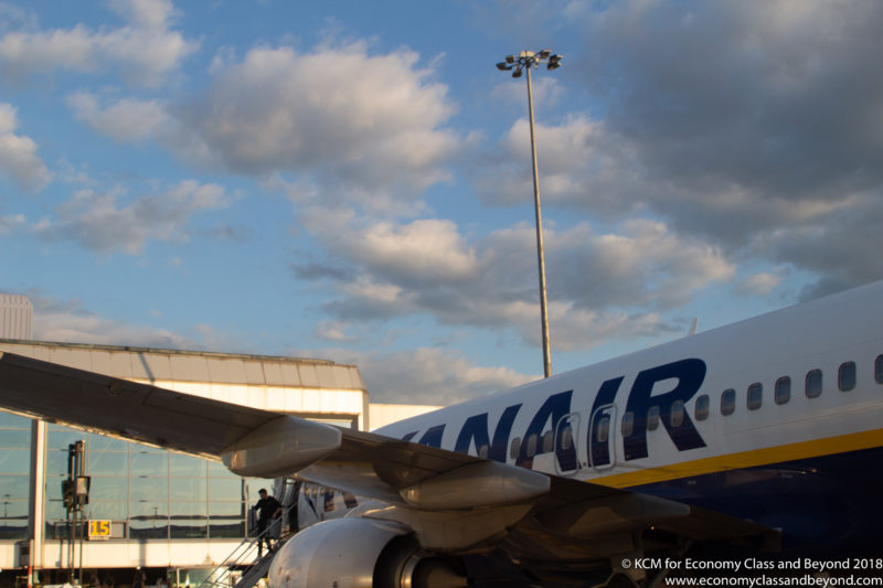 Ryanair FR8513 Porto to Birmingham