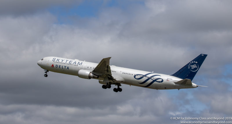 Delta Air Lines Boeing 767-400ER departing Dublin - Image, Economy Class and Beyond