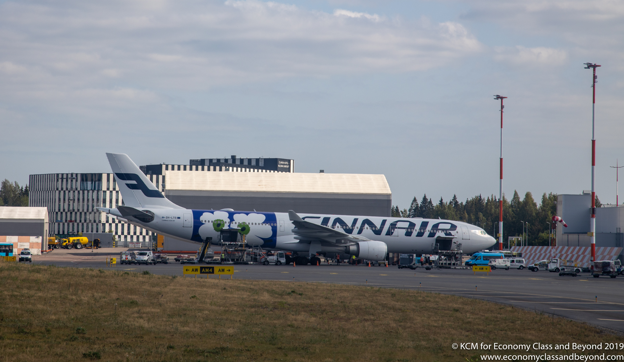 Airplane Art - Finnair Airbus A330-300 