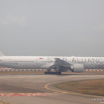 Singapore Airlines Boeing 777-300ER in Star Alliance Livery departing Changi - Image, Economy Class and Beyond