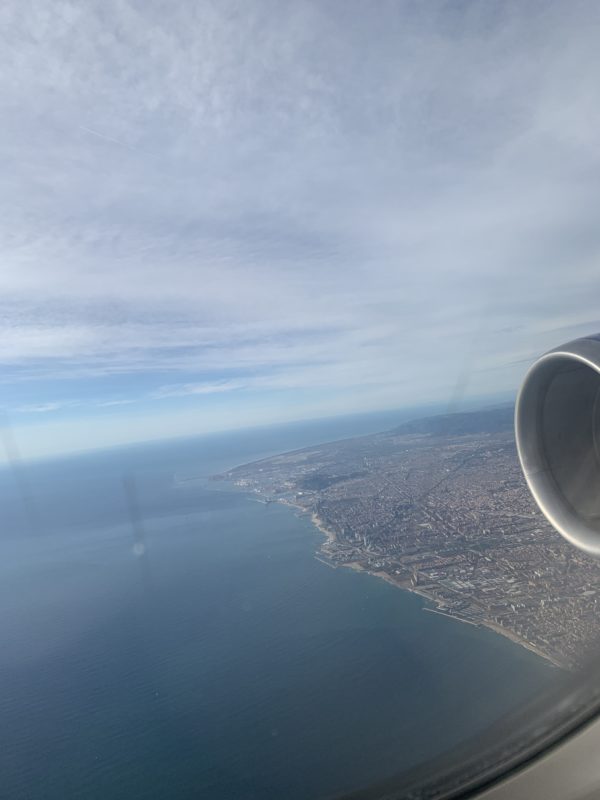 an airplane wing and water