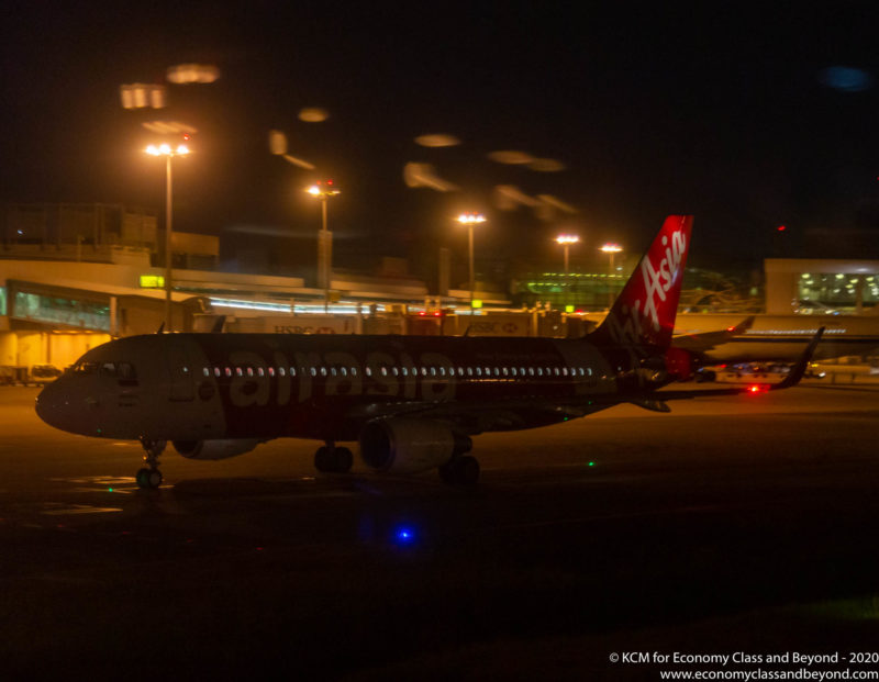 Air Asia Airbus A320 at Singapore Changi Airport - Image, economy Class and Beyond