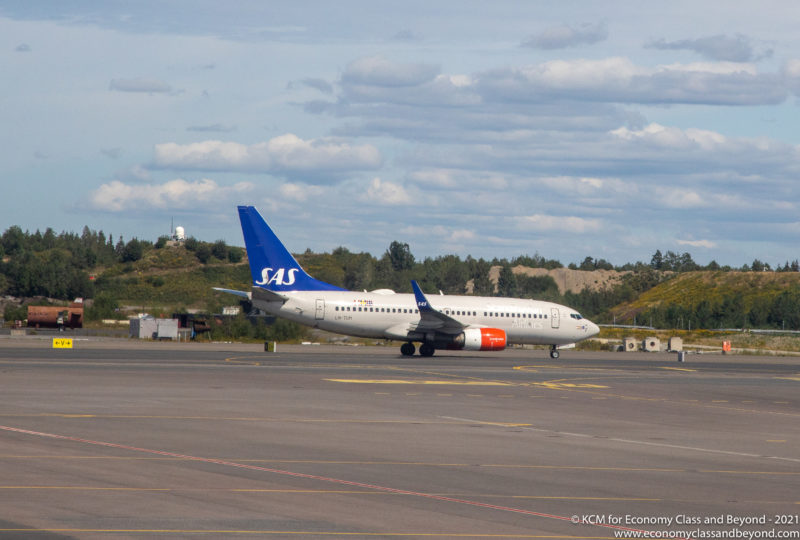 Scandinavian Airlines Boeing 737-700 at Oslo Airport - Image Economy Class and Beyond 