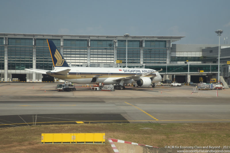 Singapore Airlines Airbus A350-900 at Changi Airport - Image, Economy Class and Beyond