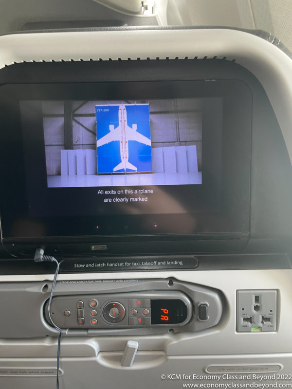 TRIP REPORT: American Airlines AA87 London Heathrow to Chicago O&#039;Hare (Main Cabin Extra) &#8211; Sweet Home, Chicago &#8211; Economy Class &amp; Beyond &#8211; Kevin Marshall IMG 8448 600x800