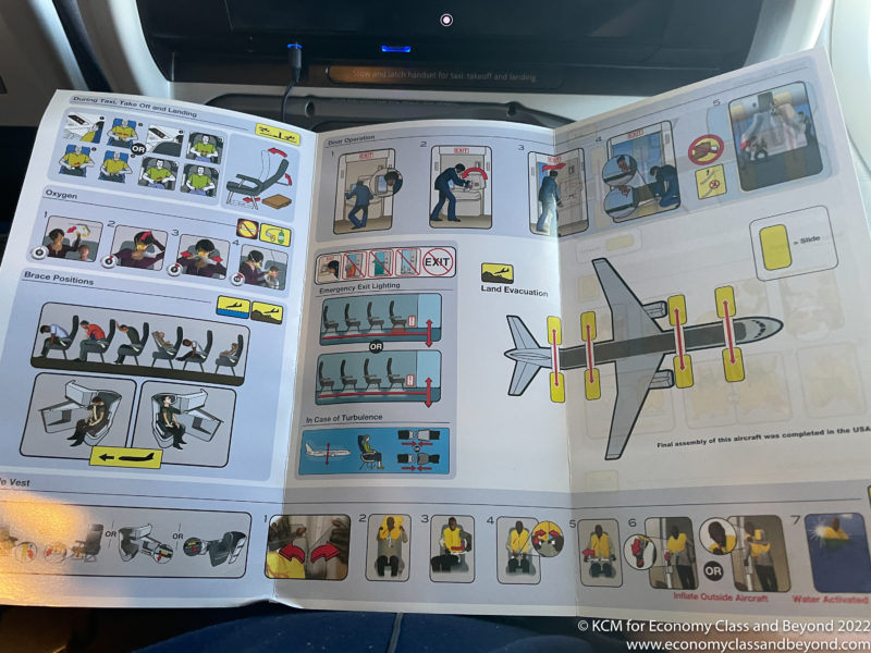 TRIP REPORT: American Airlines AA87 London Heathrow to Chicago O&#039;Hare (Main Cabin Extra) &#8211; Sweet Home, Chicago &#8211; Economy Class &amp; Beyond &#8211; Kevin Marshall IMG 8577 800x600