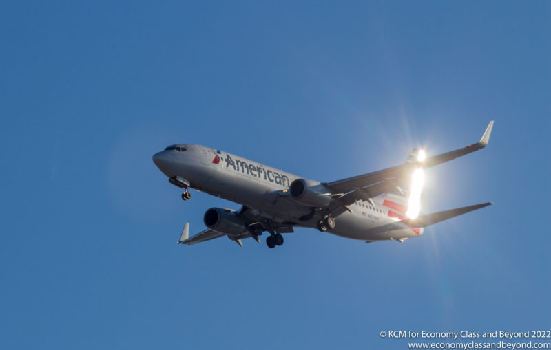 American Airlines Boeing 737-800 en la final de Chicago O'Hare - Imagen, clase económica y más allá