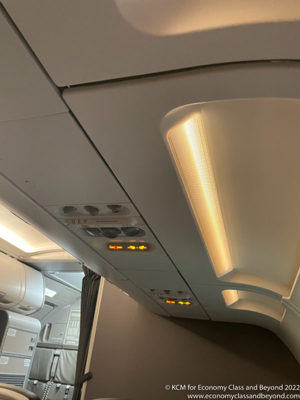 a light on the ceiling of an airplane