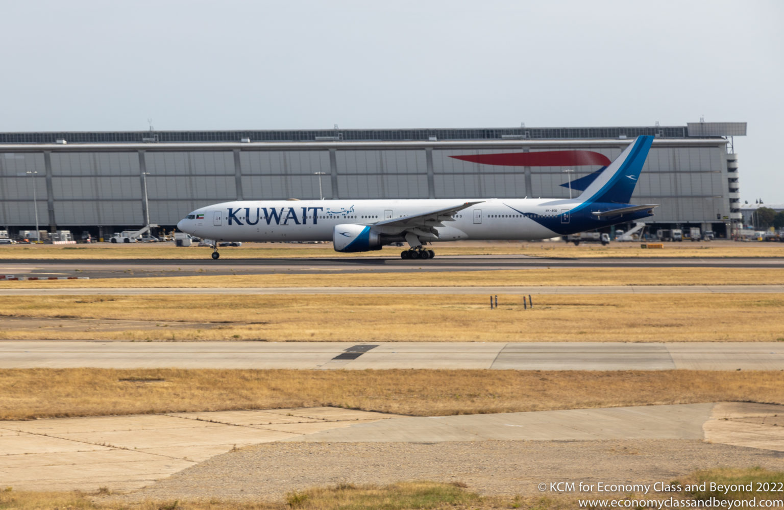 Airplane Art Kuwait Airways Boeing 777300ER taking off from London