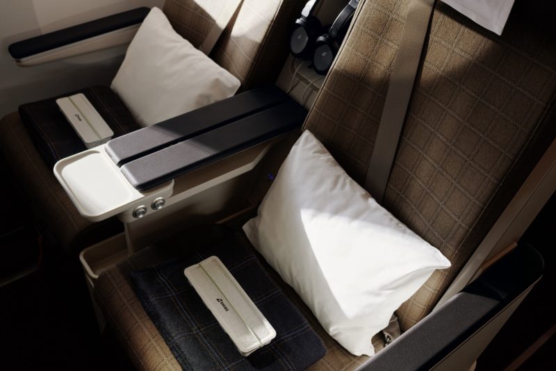 SWISS Premium Economy Seat - Image, Swiss International Air Lines