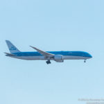 KLM Boeing 787-9 Dreamliner on final approach to Chicago O'Hare - Image, Economy Class and Beyond