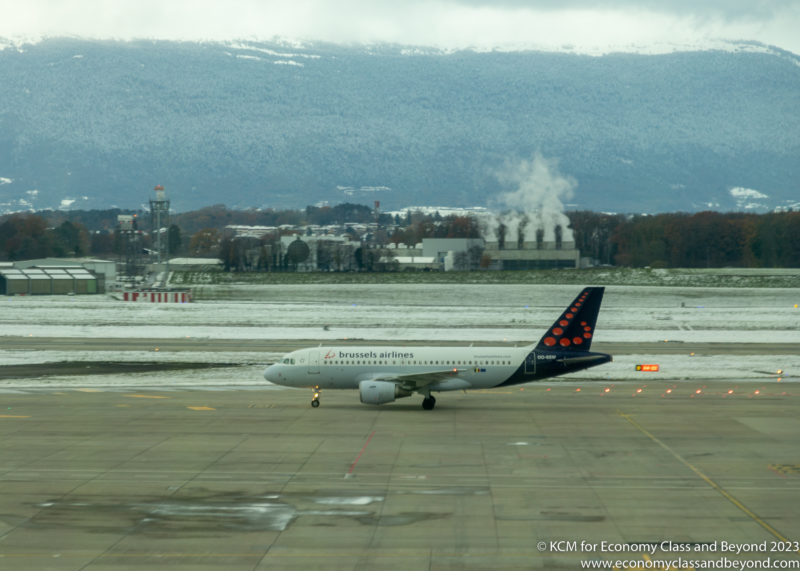 Brussels Airlines Airbus A319 taxiing at Geneva Airport - Image, Economy Class and Beyond