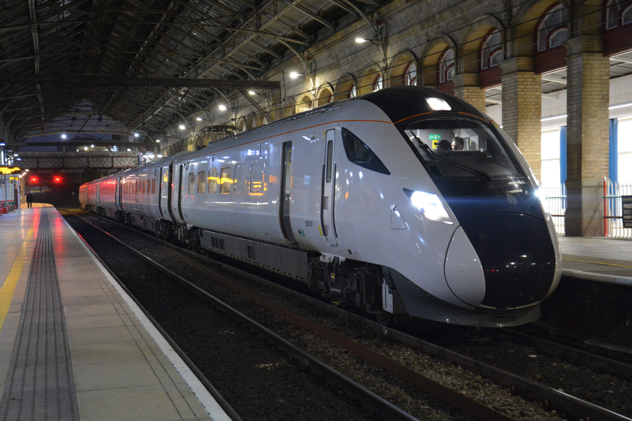 Avanti West Coast Start Testing Of Their New Class 805 Trains Economy 