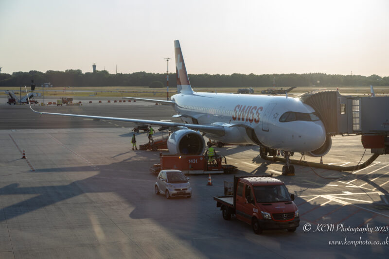 SWISS Airbus A320neo at Hamburg Airport - Image, Economy Class and Beyond