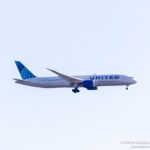 United Airlines Boeing 787-9 on finals to Chicago O'Hare International - Image, Economy Class and Beyond