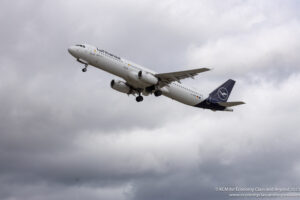 Lufthansa Airbus A321 taking off from Dublin Airport