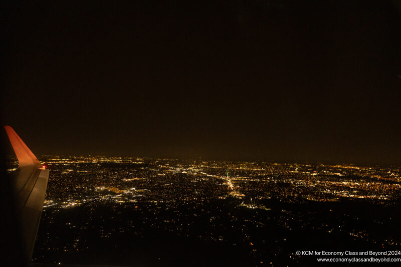 a city lights at night