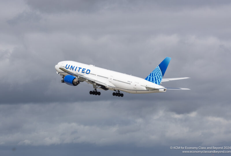 United Airlines Boeing 777-200ER climbing out of Dublin Airport - Image, Economy Class and Beyond