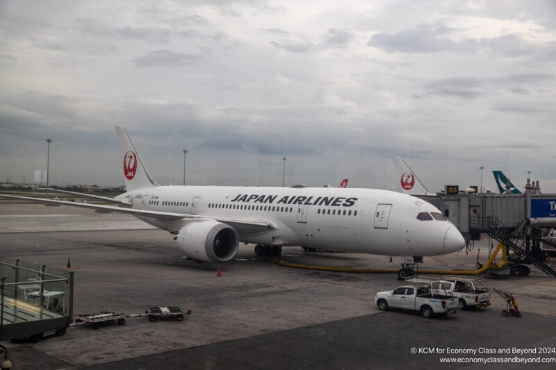 Japan Airlines Boeing 787-8 at Bangkok Suvarnabhumi Airport - Image, Economy Class and Beyond