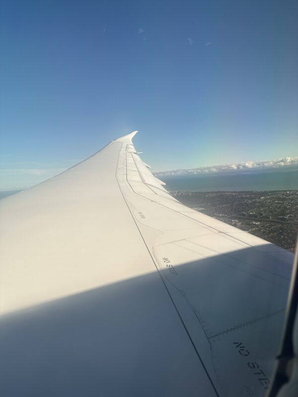 an wing of an airplane