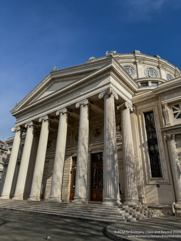 a building with columns and a dome