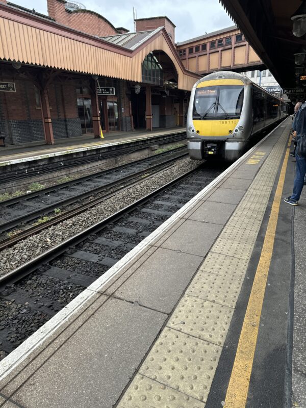 Chiltern Railways Class 168 train at Birmingham Moor Street Station